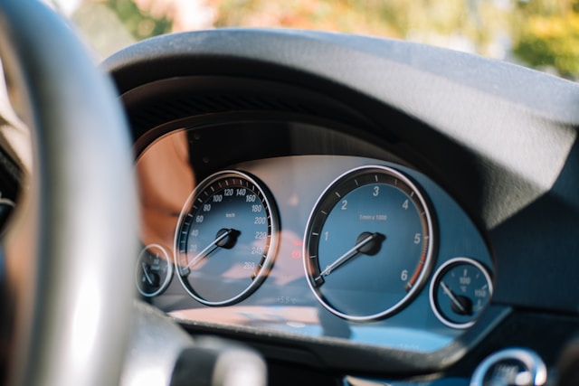 Guide till bilens framtida värde – Så vet du vad bilen tappar. 
