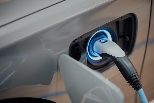 Elbil eller hybrid – vad passar dig bäst?
